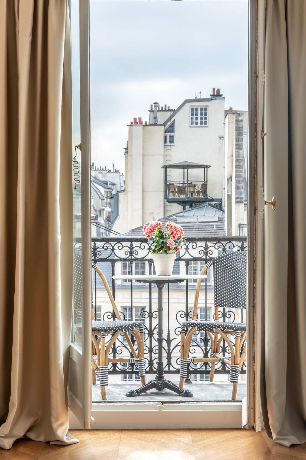 Saint Germain des Prés 9997